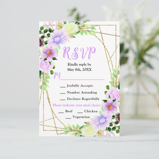Spring Purple Flowers with Foliage RSVP Kaartje (Staand voorkant)
