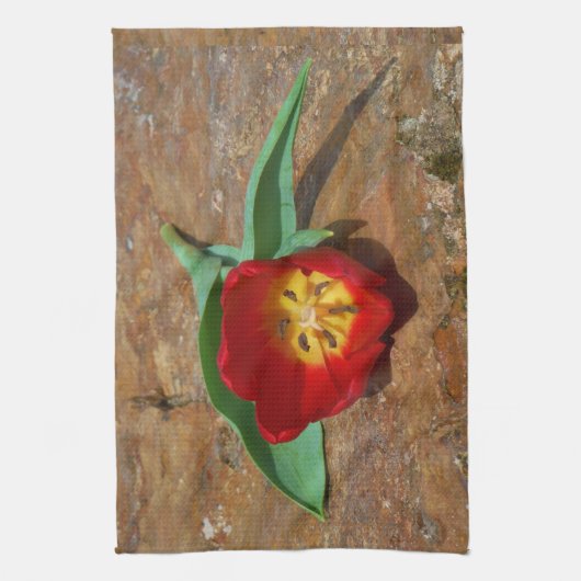 Spring Red Tulip Theedoek (Verticaal)