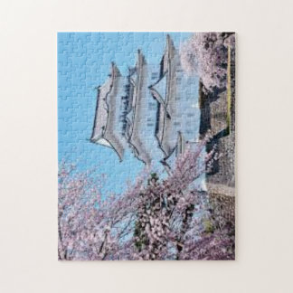 Spring Serenity at Numazu Castle – Sakura in Bloom Legpuzzel