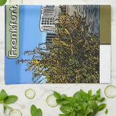 Spring Skyline of Frankfurt, Duitsland Theedoek (Gevouwen)