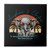 Spring Sunshine en Ele-fun Retro Beach Getaway Tegeltje (Voorkant)