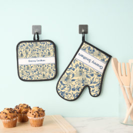 Spring Toile Oven Mitt & Pot Holder Set