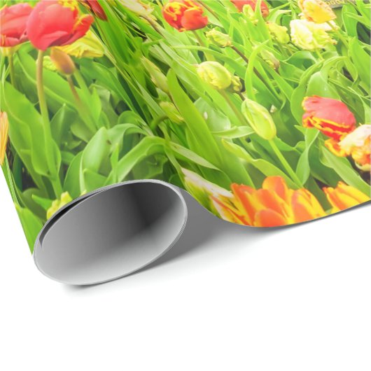 Spring Tulips and Daffodils Park Wrapping Paper Cadeaupapier (Rol Hoek)