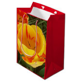 Spring Tulips Gift Bag Medium Cadeauzakje (Voorkant Gekanteld)