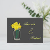 Spring Wedding Daffodils Mason Jar Invites Kaart (Staand voorkant)