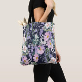 Spring Wildflower: donkerblauw . Tote Bag (Dichtbij)