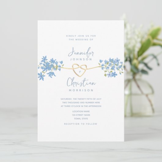 Spring Wildflower Dusty Blue Huwelijksuitnodiging Kaart (Staand voorkant)