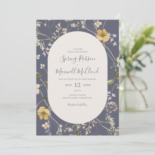 Spring Wildflower | Dusty Paarse Casual bruiloft Kaart (Staand voorkant)