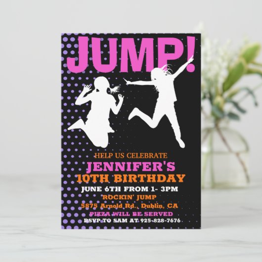 Springen en Spelen Bounce Verjaardag Uitnodiging (Staand voorkant)