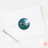 Springende en dansende dolfijn ronde sticker (Envelop)