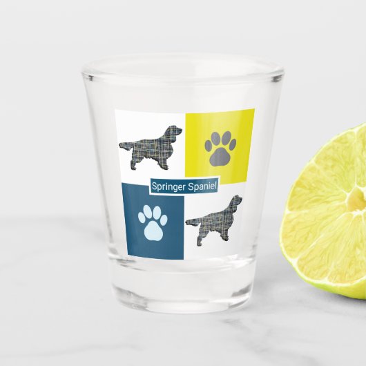 Springer Spaniel Dog Silhouette & Paw Y&B Grid Shot Glas (Voorkant)