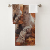 Springer Spaniël in Herfstbladeren Herfst Inspire Bad Handdoek (Insitu)