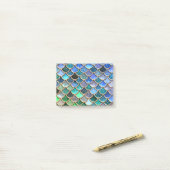 Springlike multicolor Glitter Mermaid Scales Post-it® Notes (Op bureau)