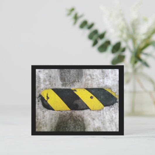 springplank op de weg briefkaart (Staand voorkant)