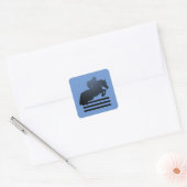 Springruiter die een hindernis neemt. Vierkante Sticker (Envelop)