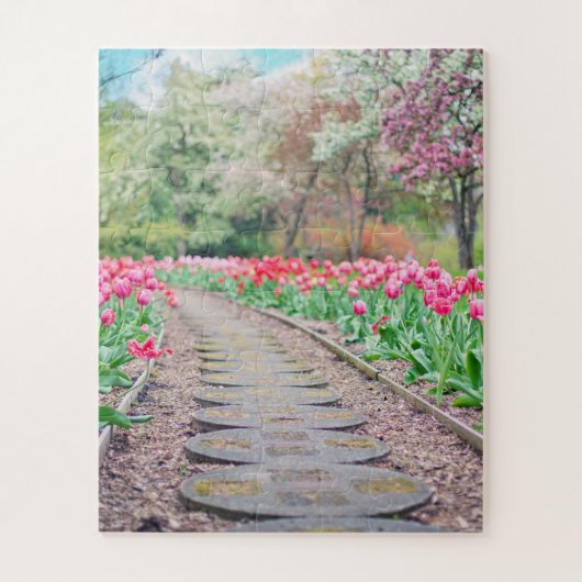 Springtime Flowers Along Stone Walkway Legpuzzel (Verticaal)