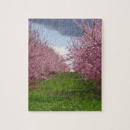 Springtime Peach Orchard Jigzaag Puzzle Legpuzzel