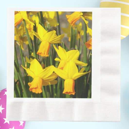 Springtime Yellow Daffodils Floral Servet