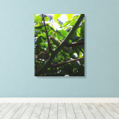 Sprinkhaan Verborgen in het Oog Springend Close-Up Canvas Afdruk (Insitu (Houten vloer))