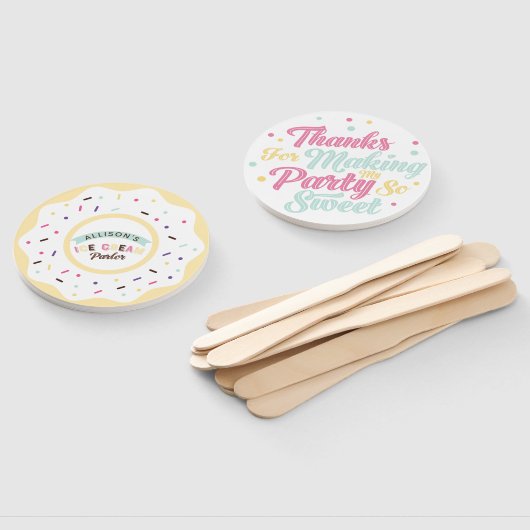 Sprinkle Vanilla Donut leuke traktatie Verjaardags Handwaaier (Niet-gemonteerd)