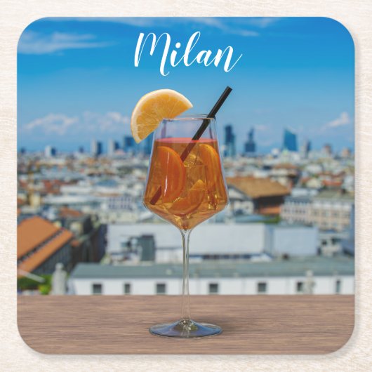 Spritz-cocktail op een tafel met uitzicht van Mila Kartonnen Onderzetters (Voorkant)