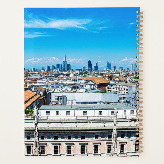 Spritz-cocktail op een tafel met uitzicht van Mila Planner (Achterkant)