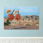 Spritz-cocktails tegen rode daken in Dubrovnik Canvas Afdruk (Insitu (Houten vloer))
