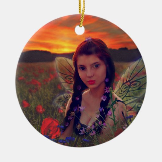 Sprookje bij zonsondergang in een veld van klaproz keramisch ornament (Voorkant)