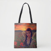 Sprookje bij zonsondergang in een veld van klaproz tote bag (Voorkant)