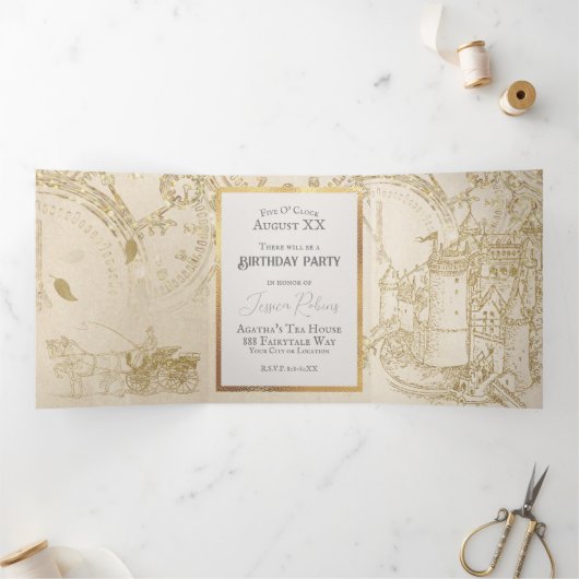 Sprookje Thema Kasteel Carriage Gold Glitter Drieluik Uitnodiging (Binnen)