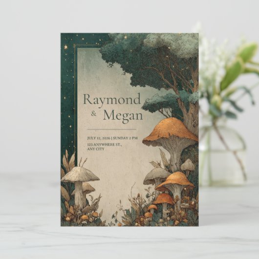 Sprookjesbos met paddenstoelen en bomen bruiloft kaart (Staand voorkant)