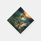 Sprookjesmeisje dat een spreuk op een zonnebloem w servet (Hoek)