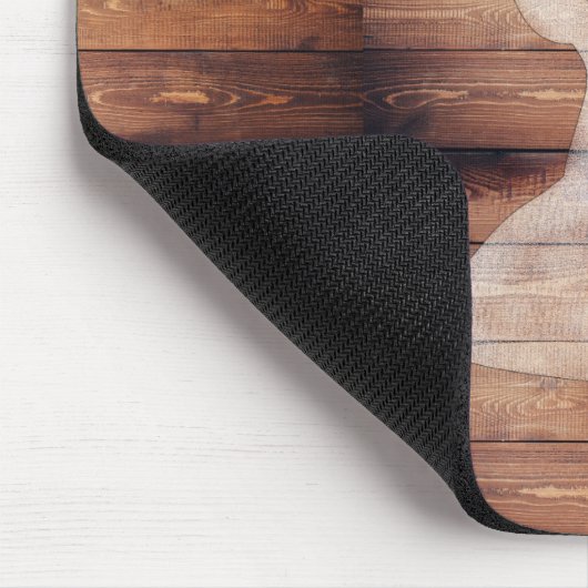  spuitdoppen op houten mousepad muismat (Hoek)