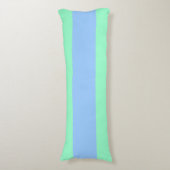 Spunky Perriwinkle en Green Stripes voor FUN!!! Lichaamskussen (Voorkant Verticaal)