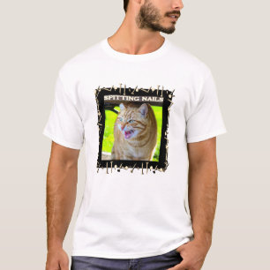 Spuwende nagels (licht) t-shirt