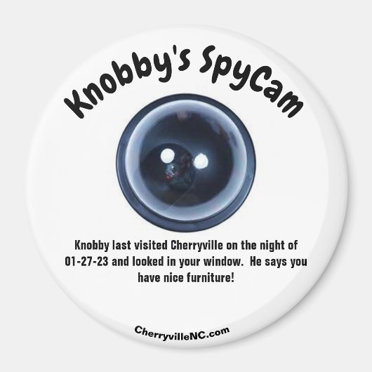 SpyCam Cherryville magnet van Knobby (Voorkant)
