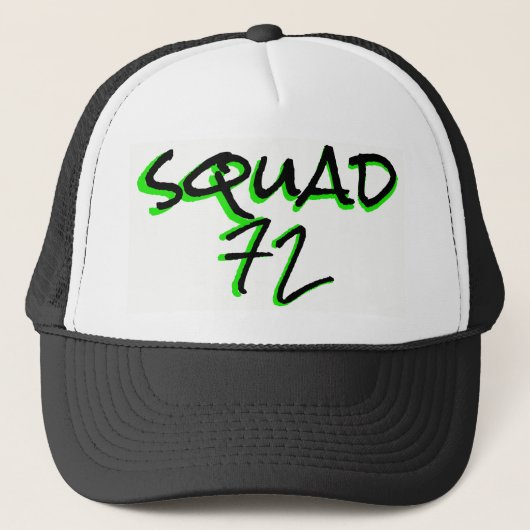Squad72 72marketing vrachtwagenchauffeur met neong trucker pet (Voorkant)