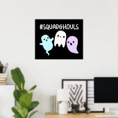 Squad Ghouls Funny Halloween Ghost Pun Dark BG Poster (Thuiskantoor)