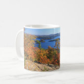 Squam Lake Rattlesnake Cliffs in het najaar Koffiemok (Voorkant links)