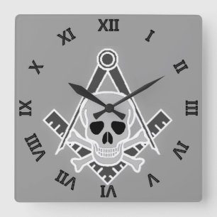Square and Compass with Skull and Crossbones Vierkante Klok