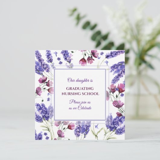 Square Paarse Waterverf Flowers Afstuderen Kaart (Staand voorkant)
