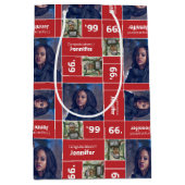 Square Photo Afstuderen Class Year Red Medium Cadeauzakje (Voorkant)