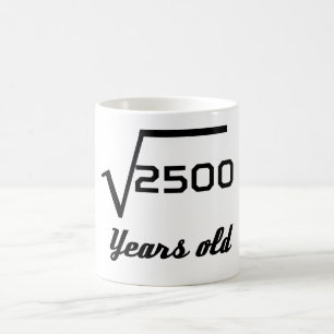 Square Root van 2500 50 jaar oud Koffiemok