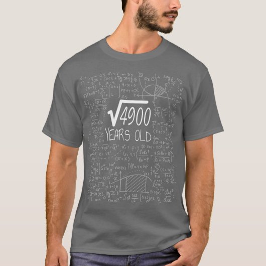 Square Root van 4900 70 jaar oude 70e verjaardag T-shirt (Voorkant)
