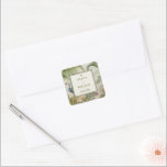 Square Tropical Peacock Palm Wedding Sticker Label<br><div class="desc">Square Tropical Peacock Palm Wedding Stickers / Envelope Label Voeg een gepolijste afwerking toe aan uw trouwbriefpapier met deze Square Tropical Peacock Palm Stickers, ontworpen met weelderige palmen, koninklijke pauwenveren en een verfijnd ivoor lijst. Deze veelzijdige stickers zijn ideaal als envelopafdichtingen, voorkeurslabels of decoraccenten en stropdassen uw hele trouwsuite samen...</div>
