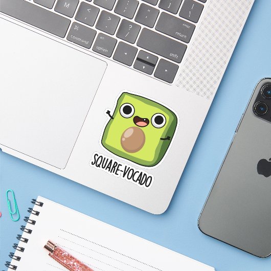 Square-vocado grappige avocado puns sticker (Laptop met iPhone)