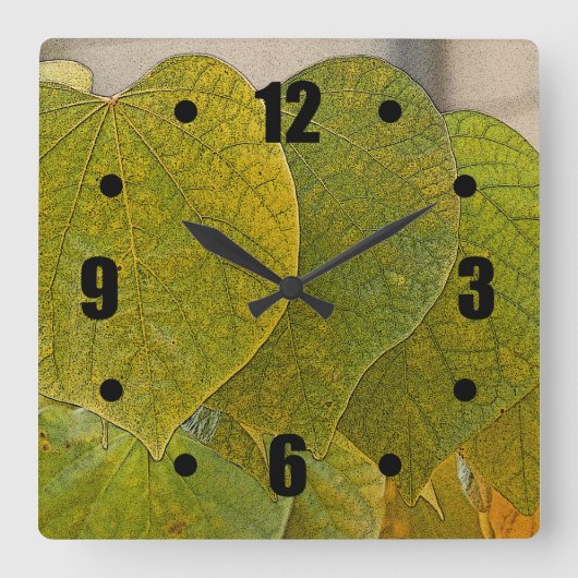 SQUARE WALL CLOCK /GREEN HEART-SHAPED LEAVES VIERKANTE KLOK (Voorkant)