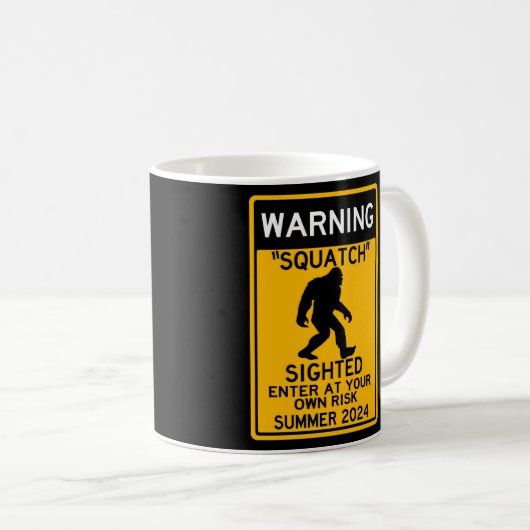 Squatch (Sasquatch) Gewogen binnengaan op eigen ri Koffiemok (Voorkant rechts)