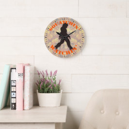 Squatchin die op Twee letten Grote Klok