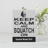 Squatchin Funny Bigfoot Hunting Invitation Kaart (Staand voorkant)